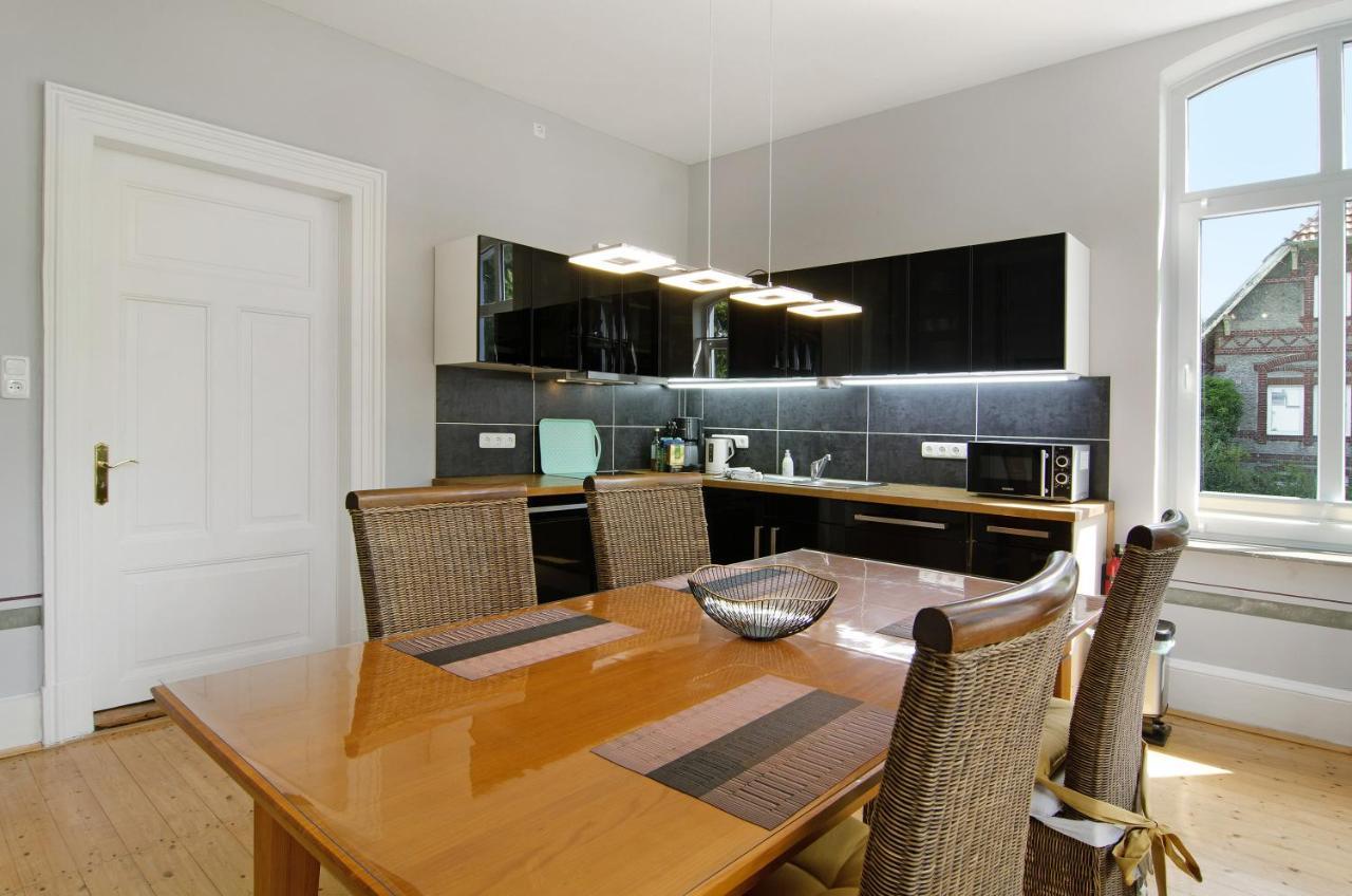 Villa Fokken Kapitaensquartier Esens Buitenkant foto