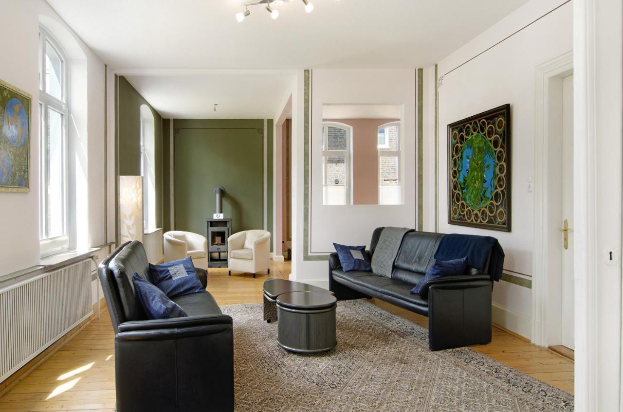 Villa Fokken Kapitaensquartier Esens Buitenkant foto